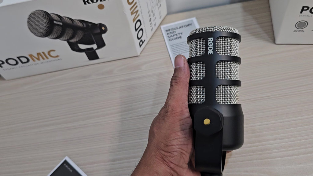 Side of the RØDE PodMic showing the pivot screw