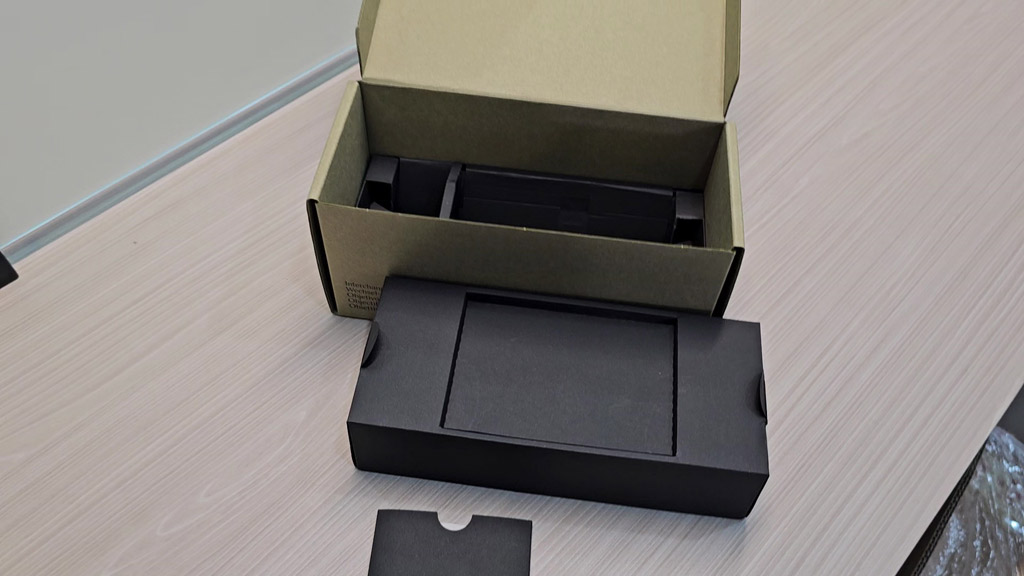 Sigma 16-300mm box opened with the black inner tray